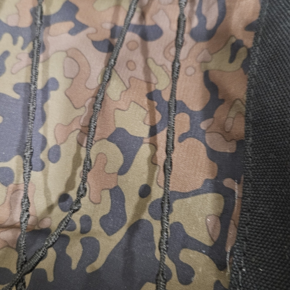 Billabong Men's Black and Brown Camouflage Backpack - Picture 5 of 7